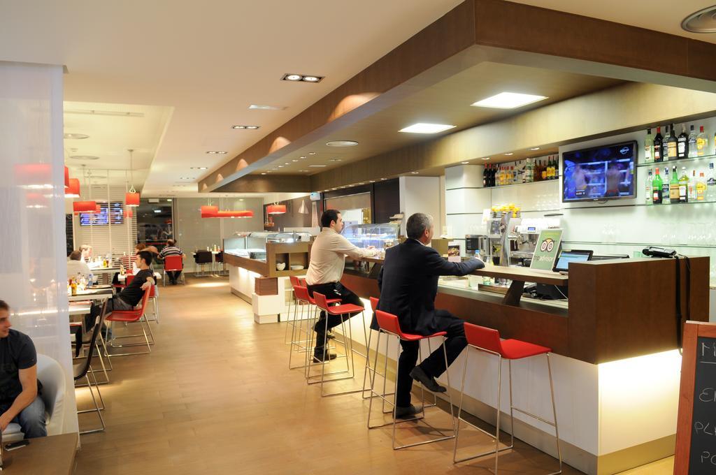 Ibis Budget Lleida Exterior photo
